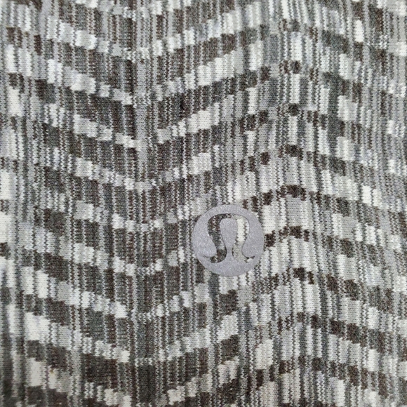 Lululemon Wunder Under Crop Leggings Size 4 - Picture 3 of 4